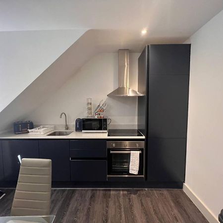 Star London Finchley Road 3-Bed Haven Apartment ภายนอก รูปภาพ