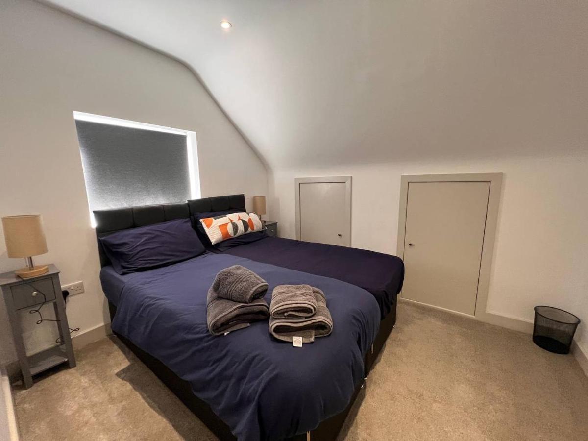 Star London Finchley Road 3-Bed Haven Apartment ภายนอก รูปภาพ